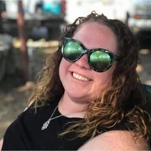 Meet your Posher, Ashley